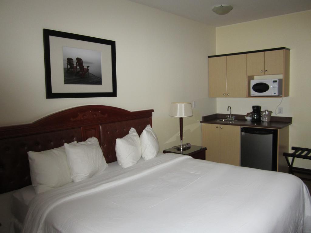 Trend Mountain Hotel & Conference Centre Tumbler Ridge Exteriér fotografie