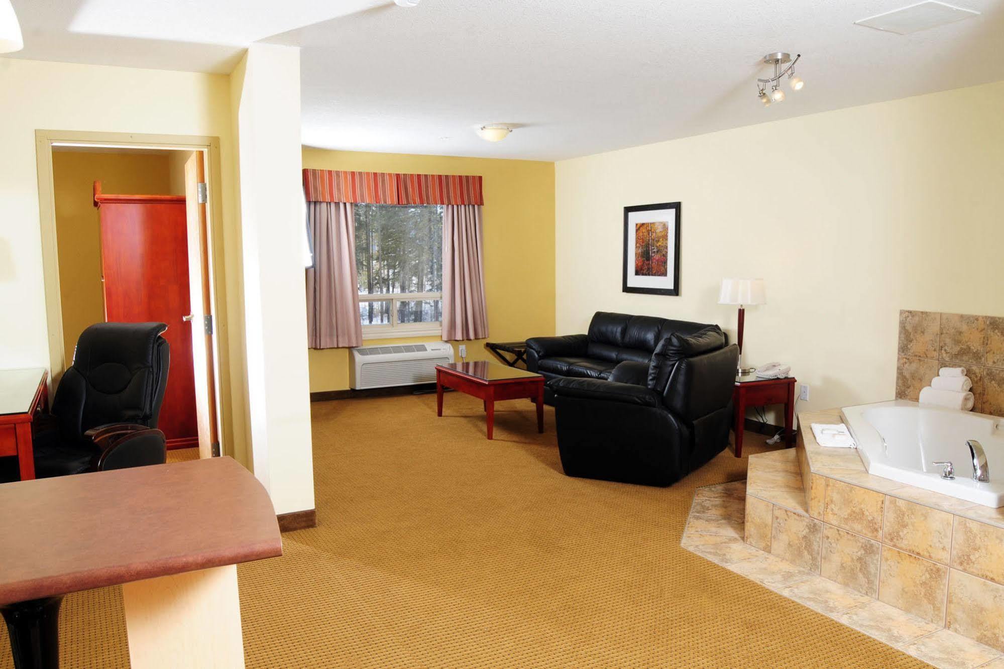 Trend Mountain Hotel & Conference Centre Tumbler Ridge Pokoj fotografie