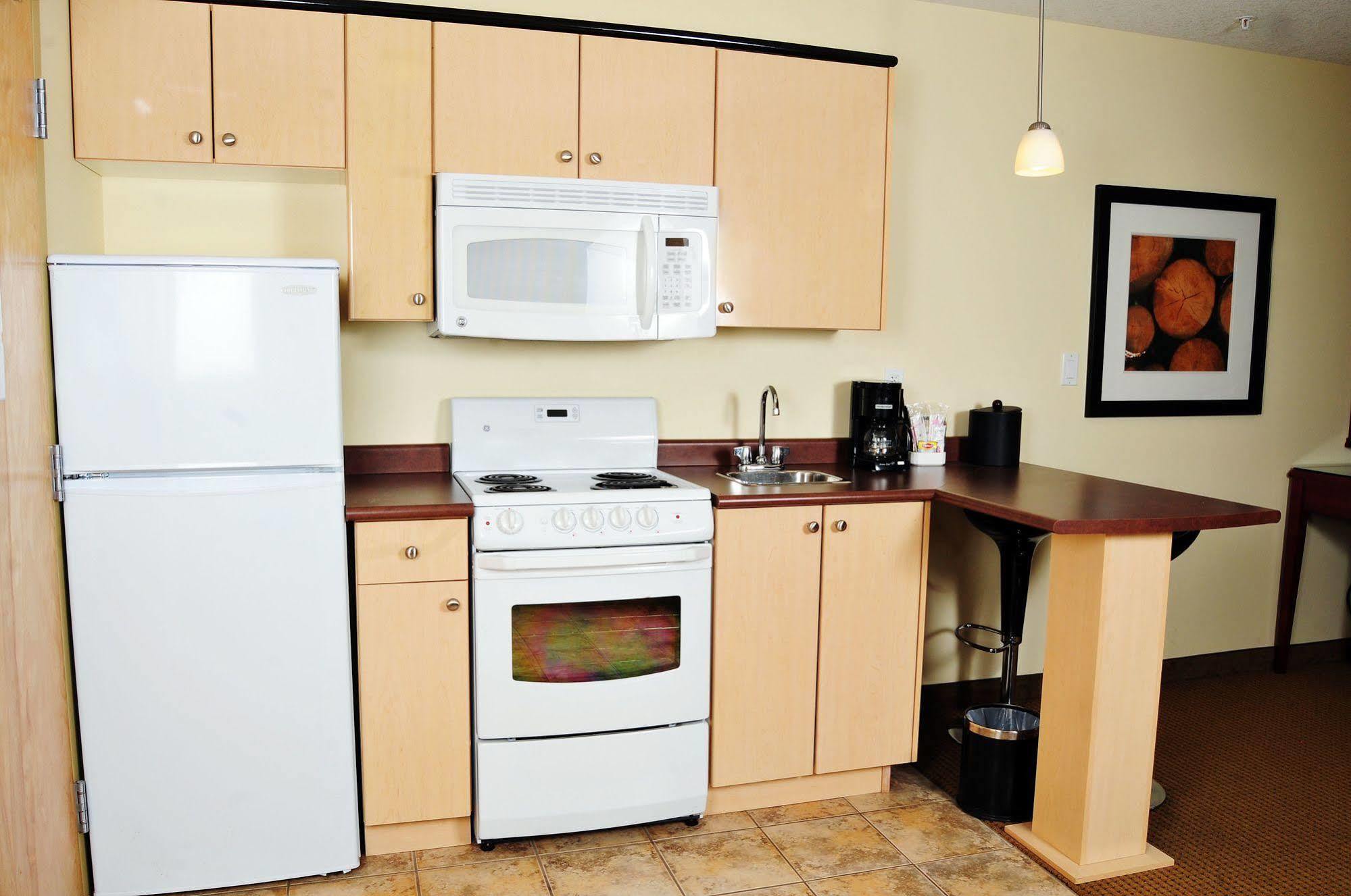 Trend Mountain Hotel & Conference Centre Tumbler Ridge Pokoj fotografie